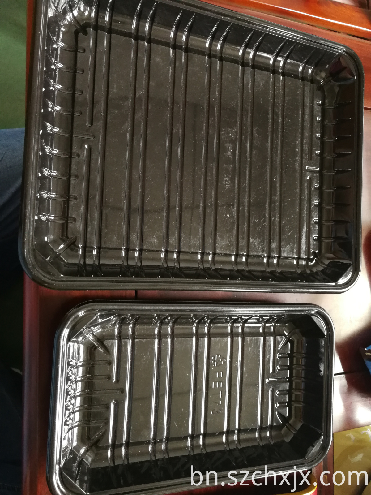 মোল্ডিং এবং নমুনা Molding and Samples